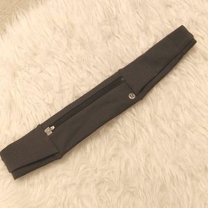 Lululemon running belt